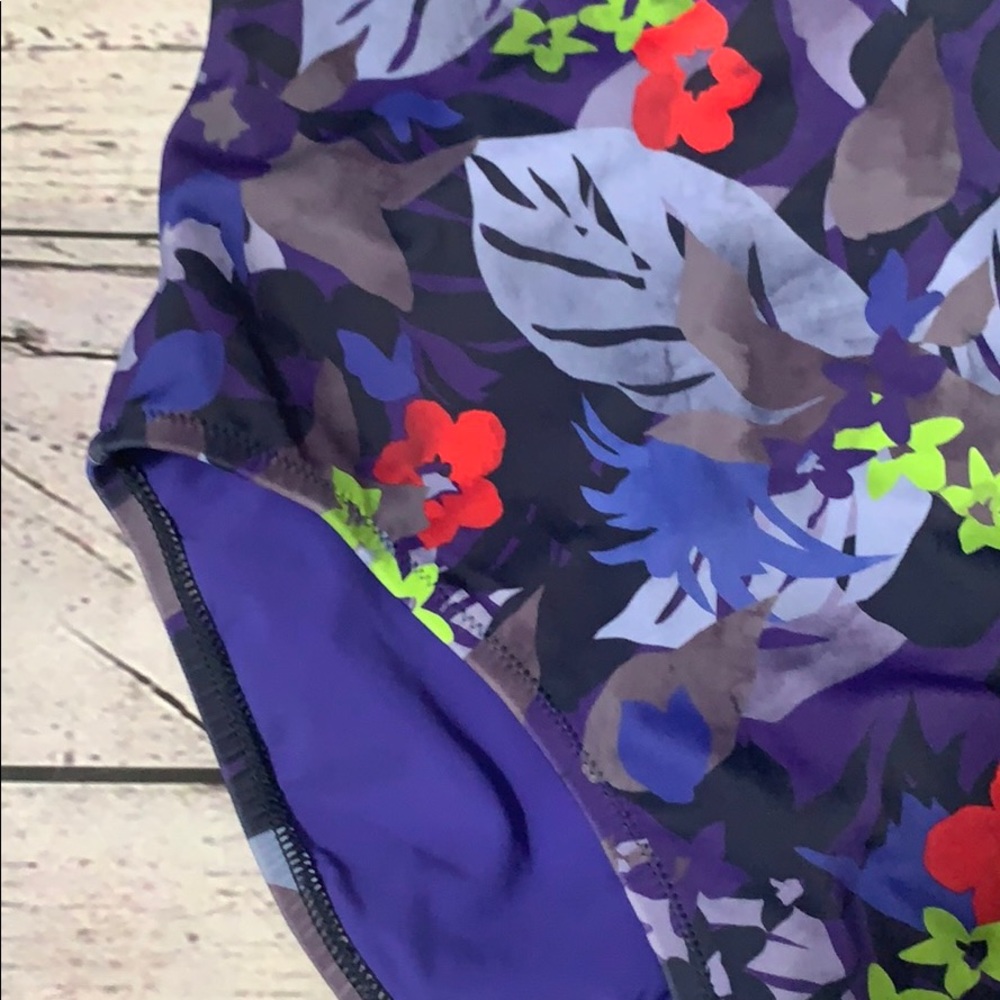 Athleta Twilight Tropic V-Neck One Piece - Picture 5 of 7